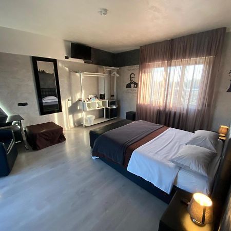 B2In Suite & Office Capriate San Gervasio Exteriör bild