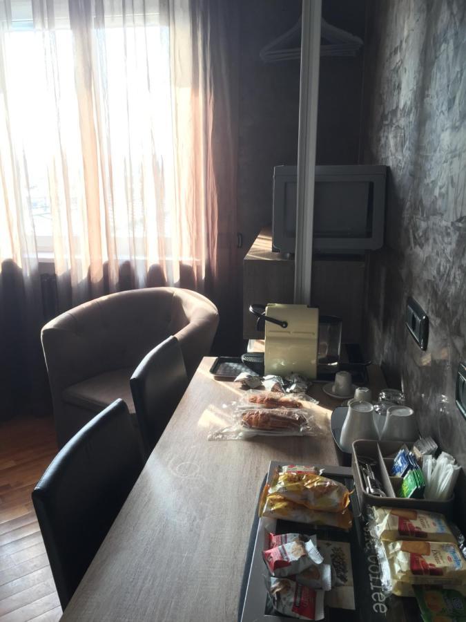 B2In Suite & Office Capriate San Gervasio Exteriör bild