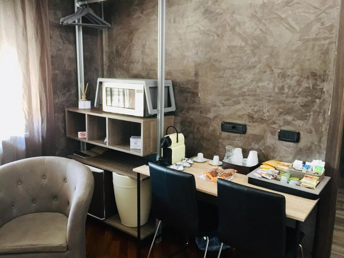 B2In Suite & Office Capriate San Gervasio Exteriör bild