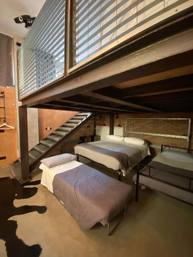 B2In Suite & Office Capriate San Gervasio Exteriör bild