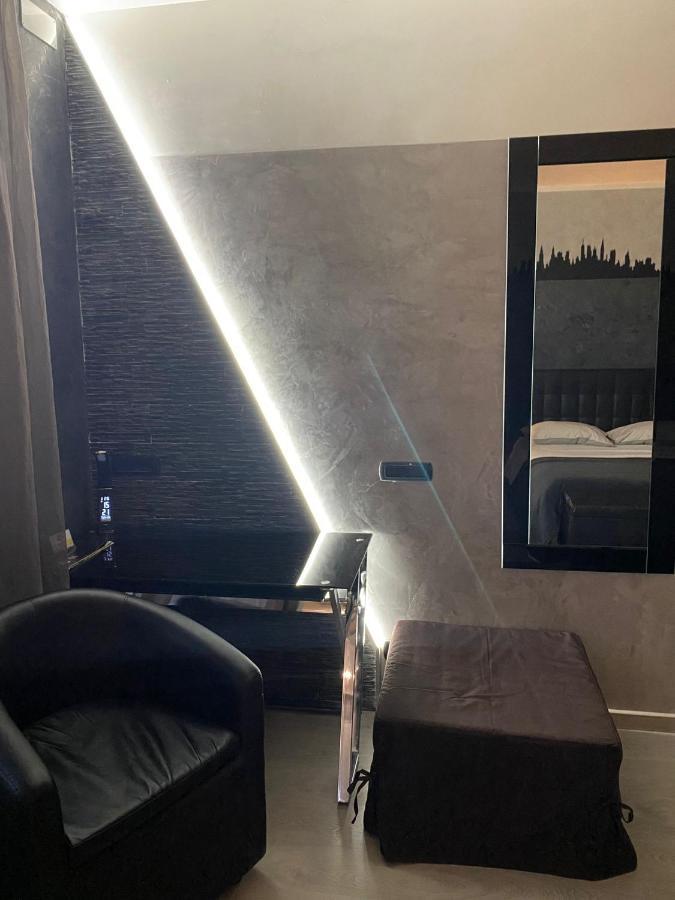 B2In Suite & Office Capriate San Gervasio Exteriör bild