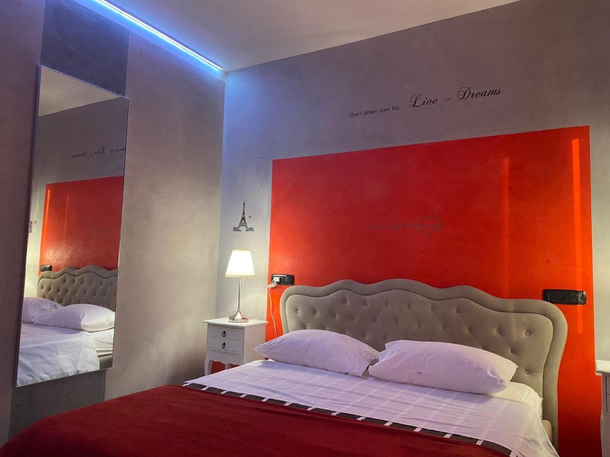 B2In Suite & Office Capriate San Gervasio Exteriör bild