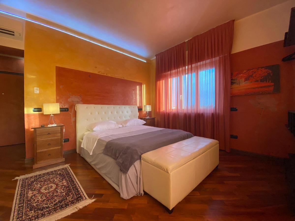 B2In Suite & Office Capriate San Gervasio Exteriör bild